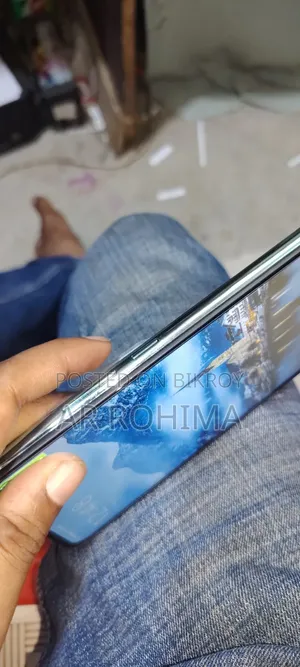 Vivo Y17 256 GB Blue