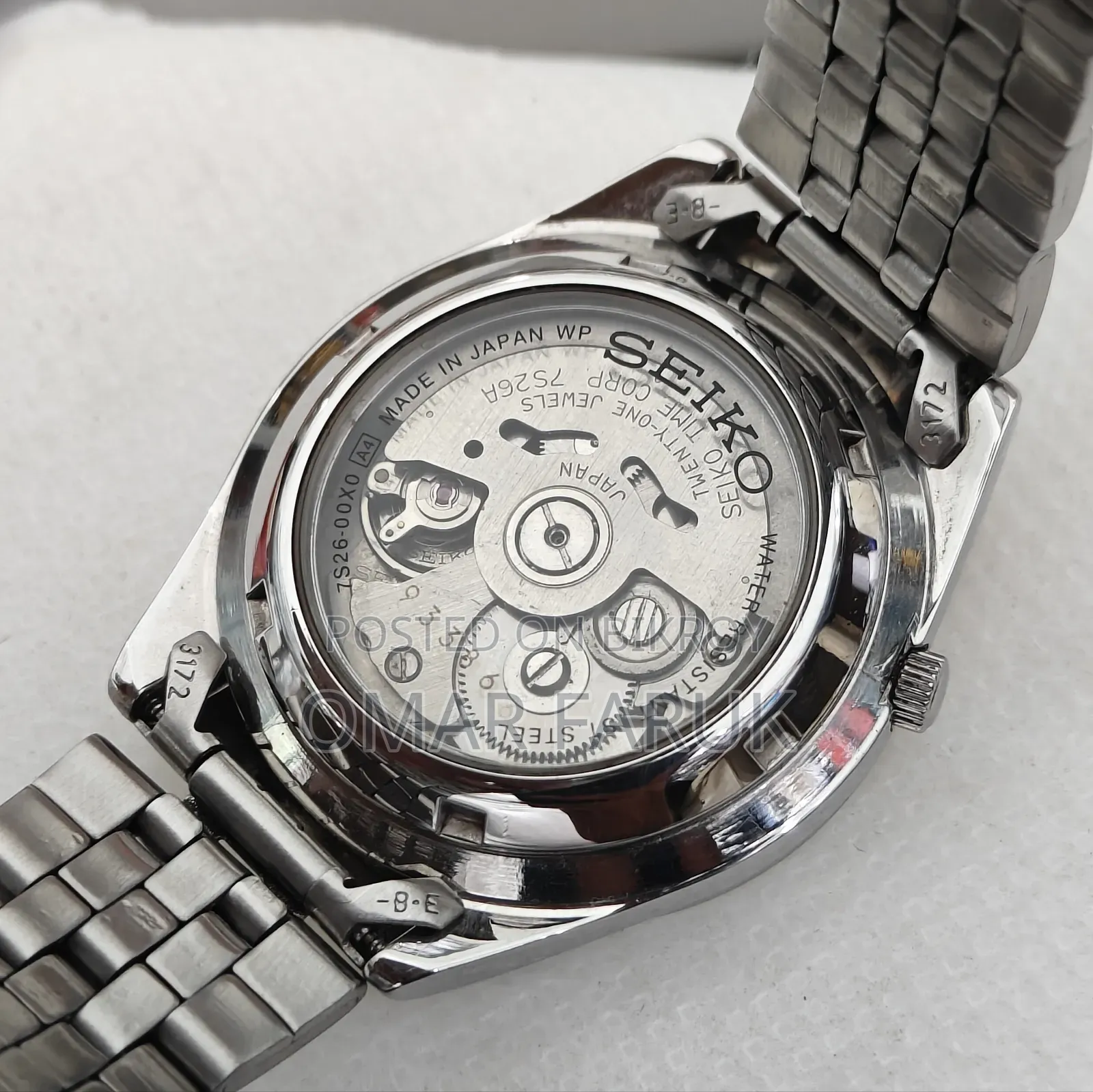 Seiko 5 Automatic Gold Checkered Tapestry Dial Men's Watch | 21 Jewels