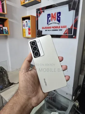 Realme 128 GB Gold
