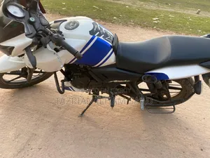 TVS Apache RTR 160 2V 2015 White