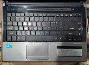 Laptop Acer Aspire 4745 4GB Intel Core i3 HDD+SSD 320GB
