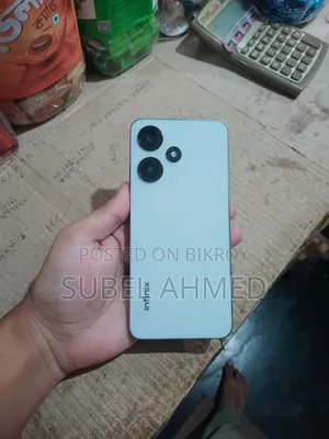 ইনফিনিক্স হট ৩০আই ১২৮ জিবি সাদা