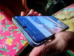 হুয়াওয়ে নোভা ৯ এসই ১২৮ জিবি নীল