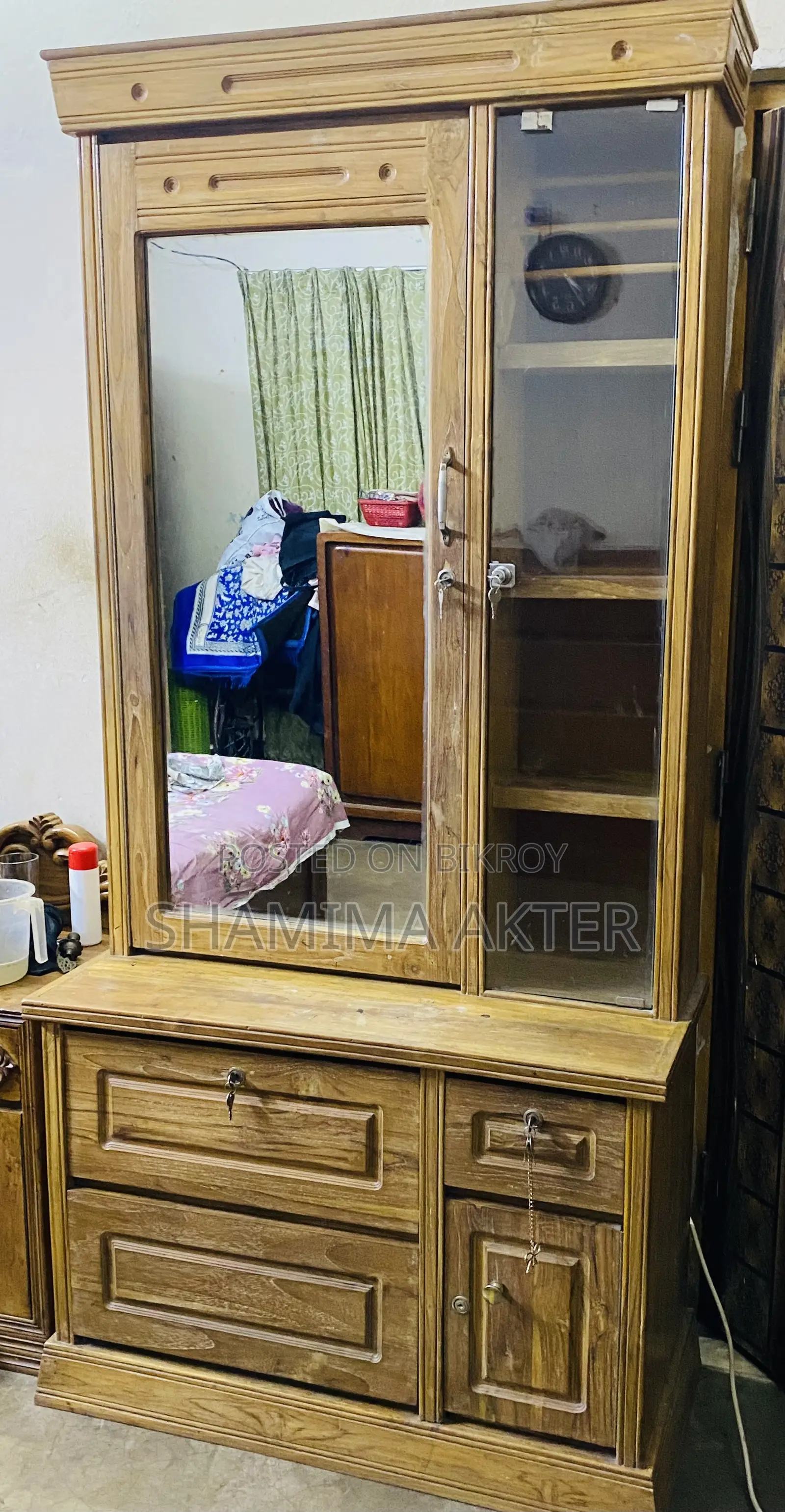Wooden Dressing Table