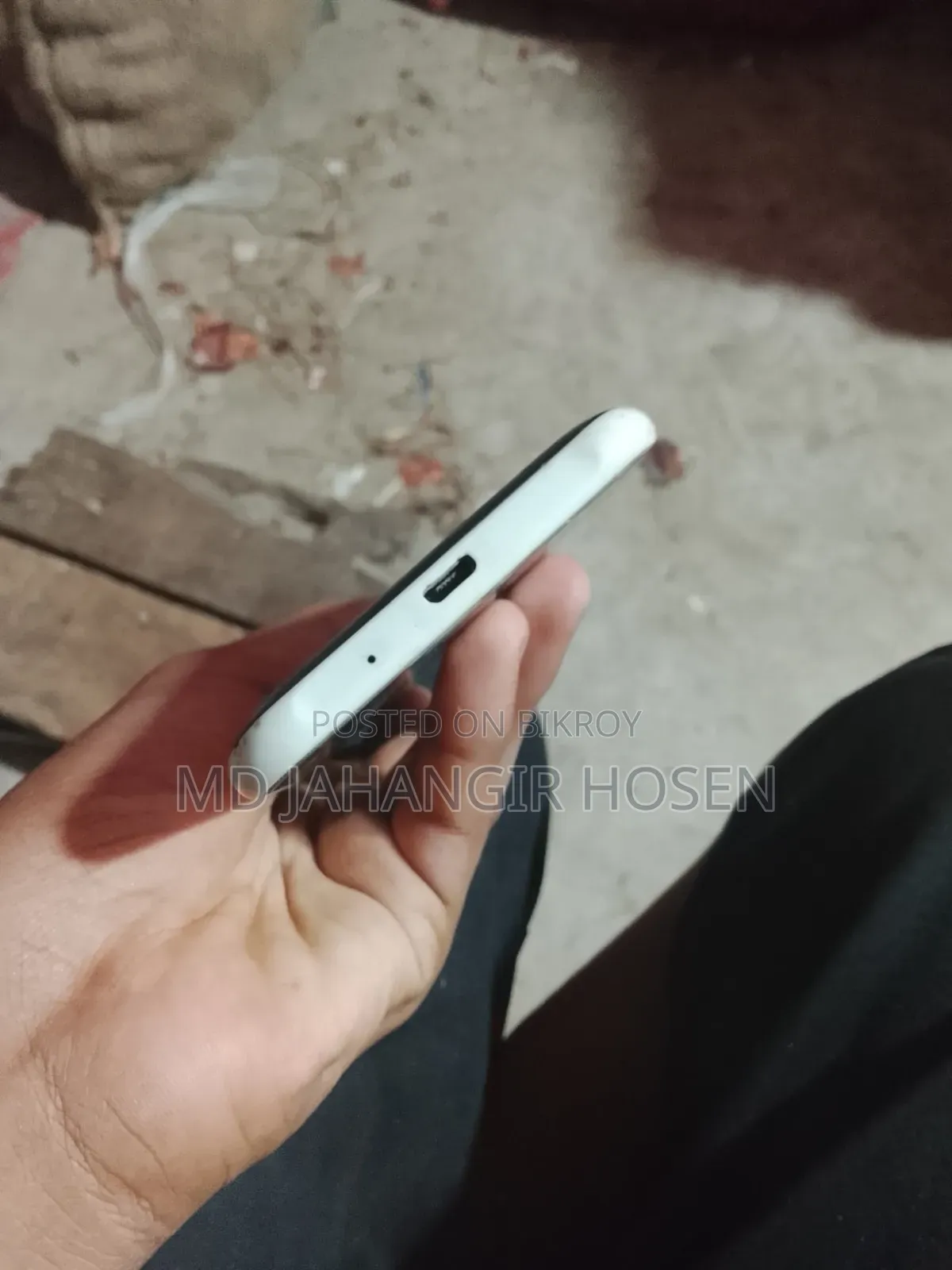 Samsung Galaxy J2 8 GB Black