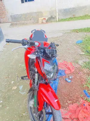 TVS Apache RTR 160 4V 2021 Red