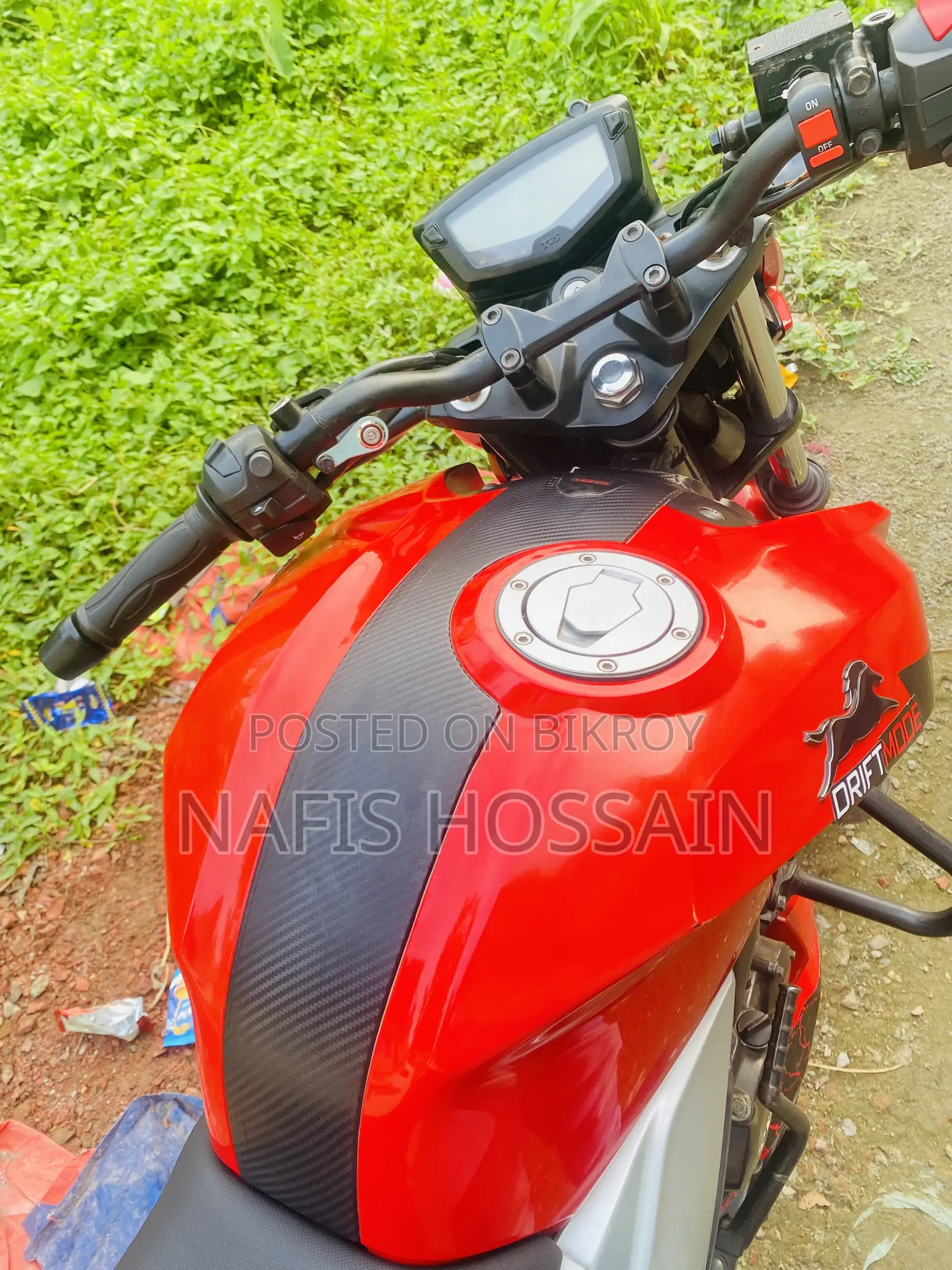 TVS Apache RTR 160 4V 2021 Red