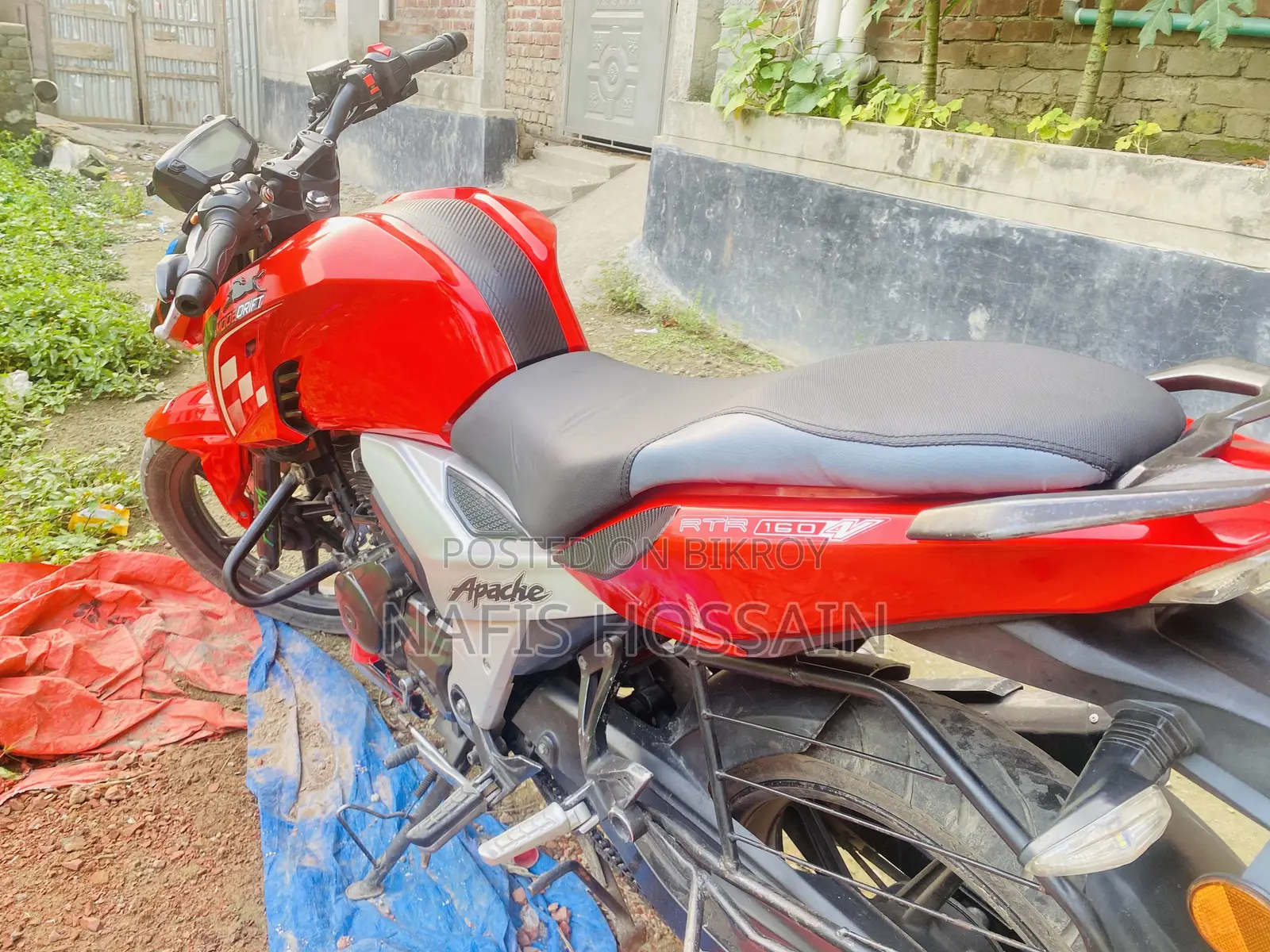 TVS Apache RTR 160 4V 2021 Red