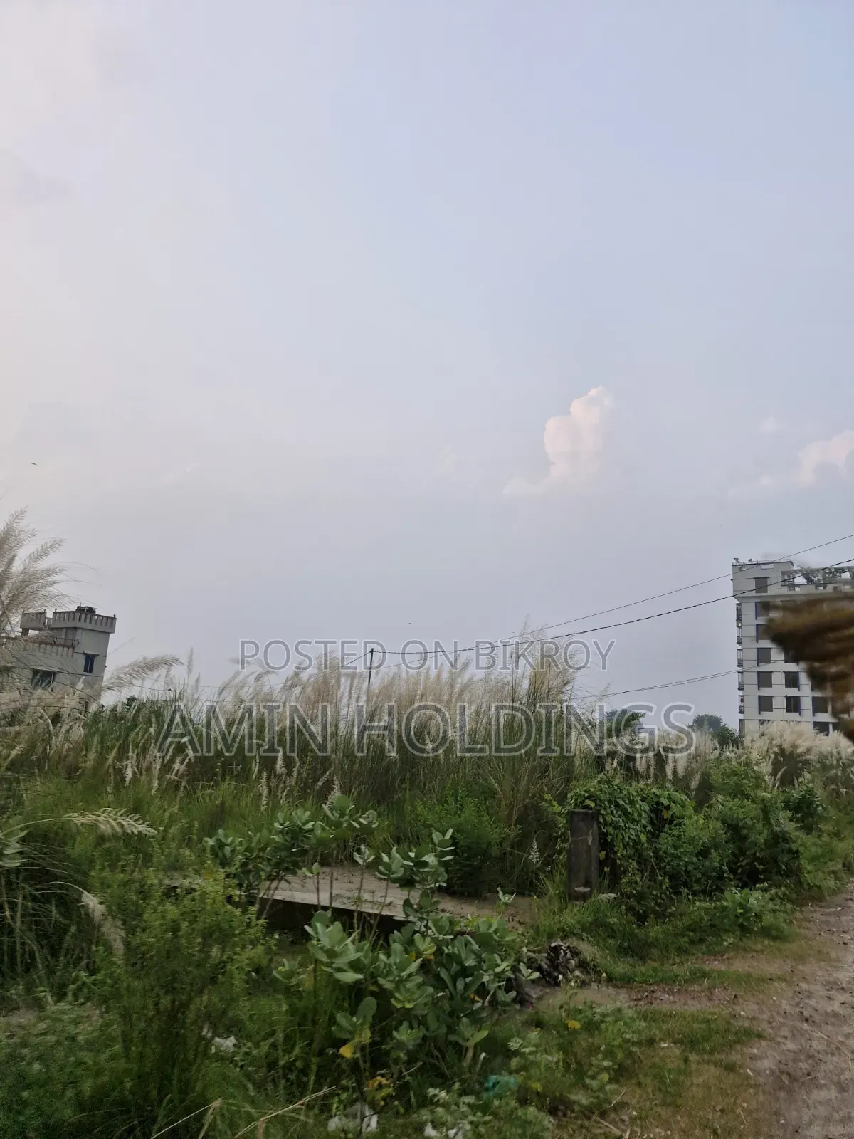 আফতাবনগর ব্লক এফ সেক্টর ২ রোড ৩ দক্ষিণ মুখি ৩ কাঠার প্লট বিক্রি হবে