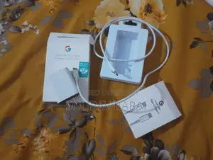 গুগল ৩০ডব্লিউ চার্জার