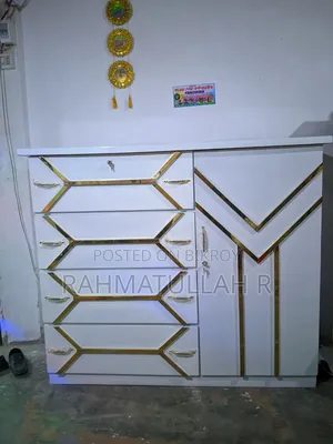 প্রেমিয়াম কোয়ালিটি ড্রেসিং টেবিল ওয়ারড্রপ