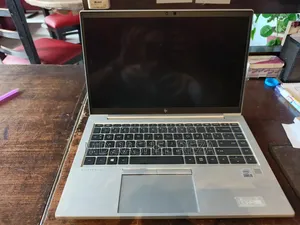Laptop HP EliteBook 840 G8 8GB Intel Core i5 SSHD (Hybrid) 256GB