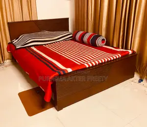 একটি প্রিমিয়াম মানের খাট বিক্রয় হবে