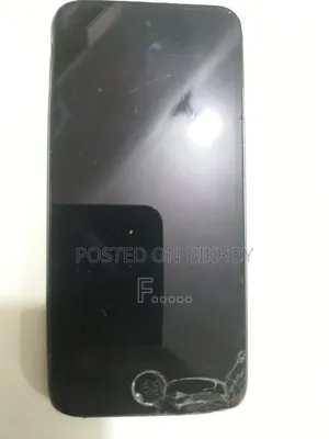 অ্যাপল ১৬ জিবি কালো