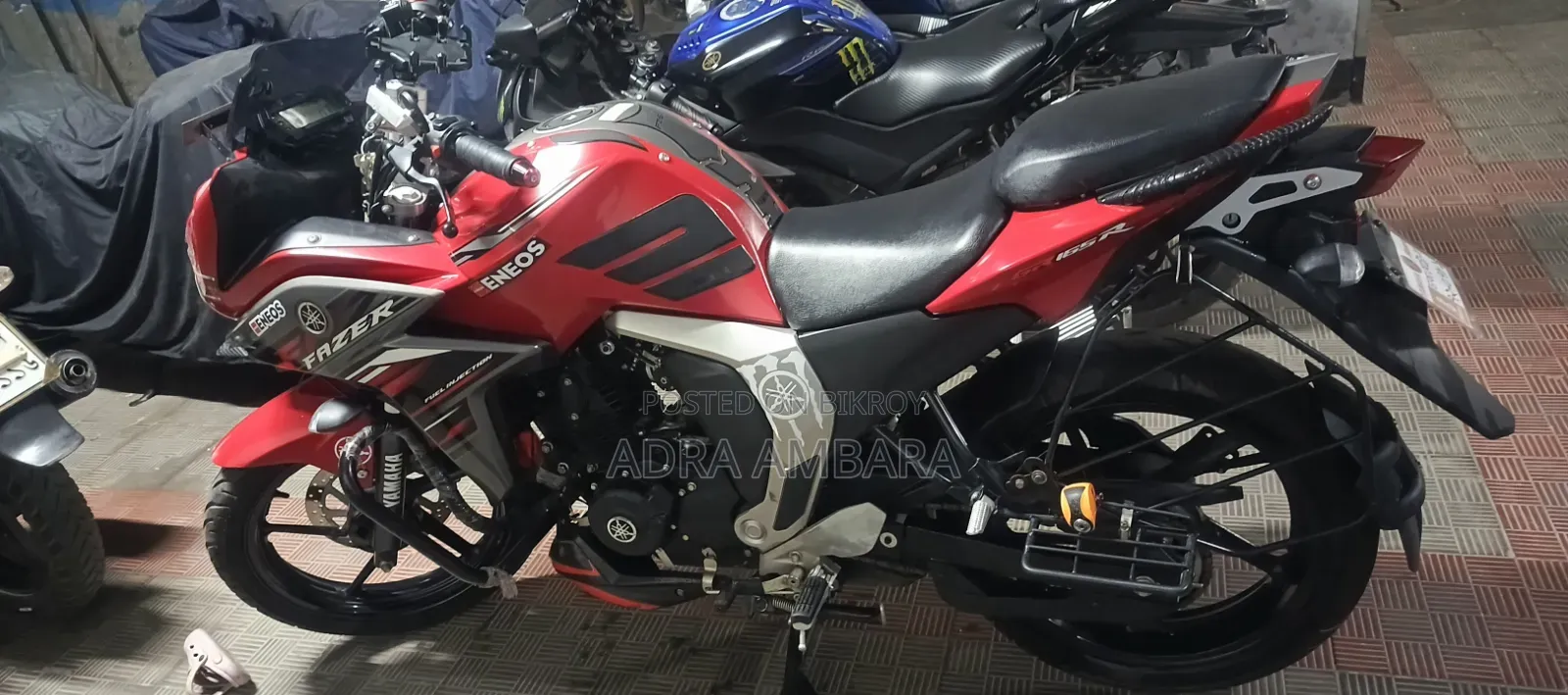 Yamaha Fazer FI V2 2025 Red