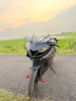 Yamaha R15 V3 2021 Gray