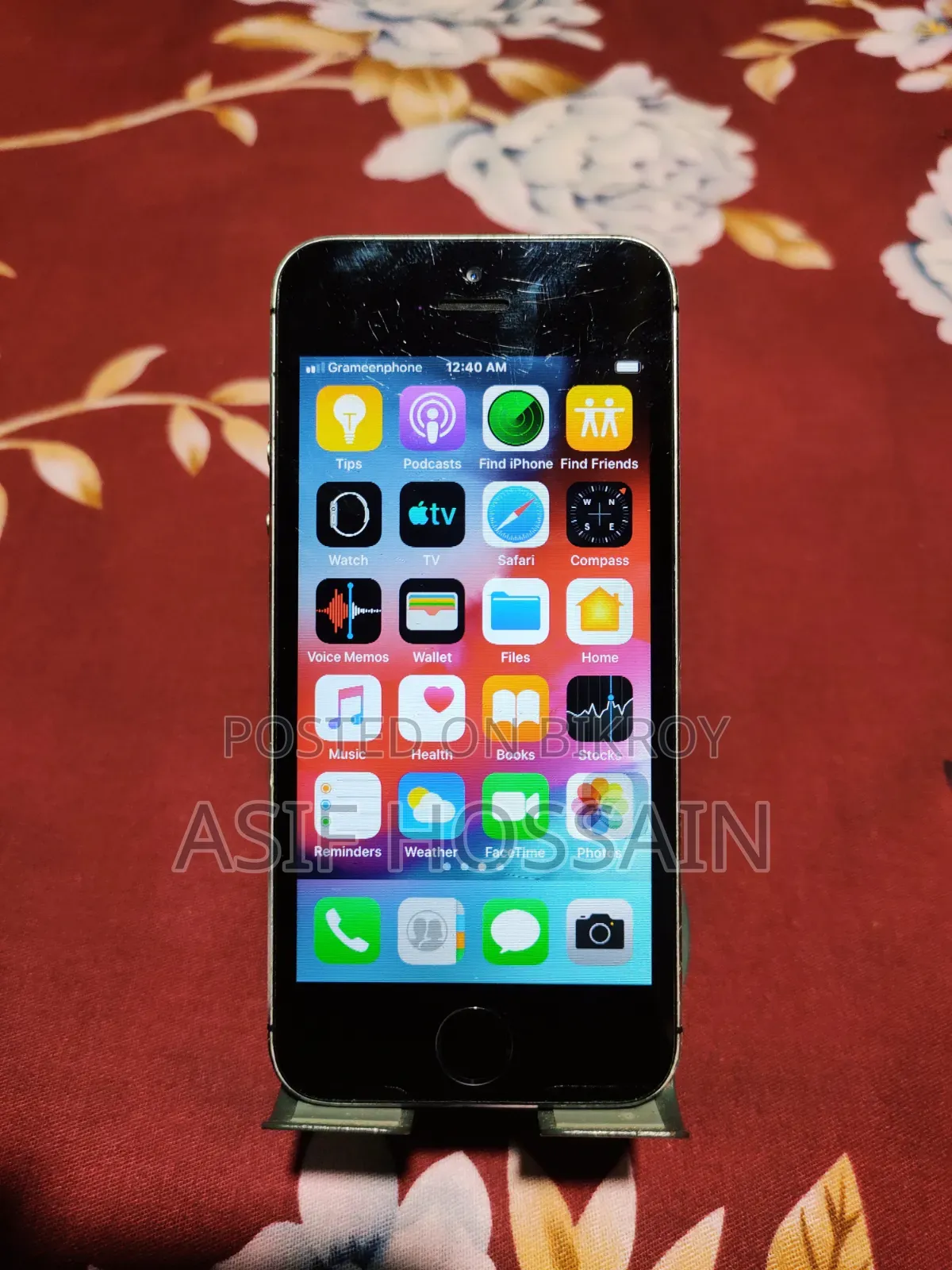 Apple iPhone 5s 16 GB Black