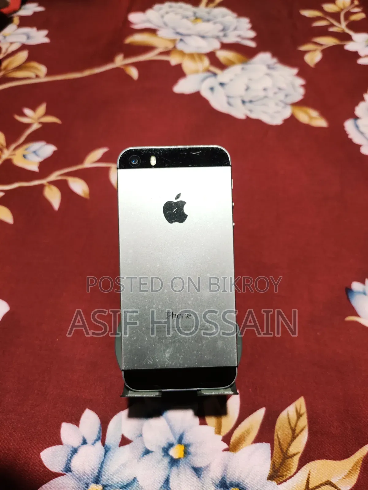 Apple iPhone 5s 16 GB Black
