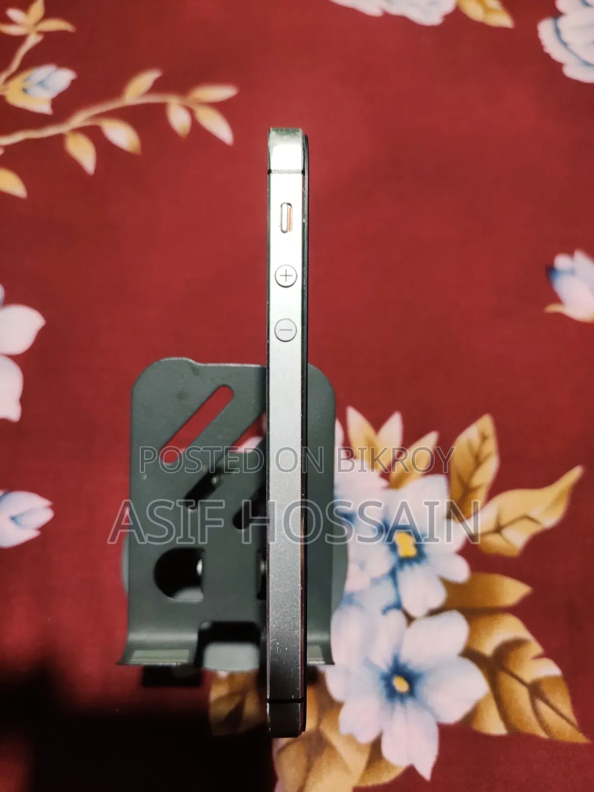 Apple iPhone 5s 16 GB Black