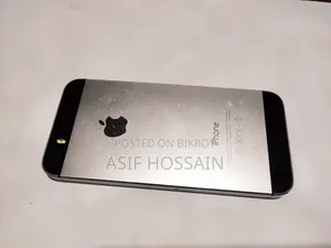 Apple iPhone 5s 16 GB Black