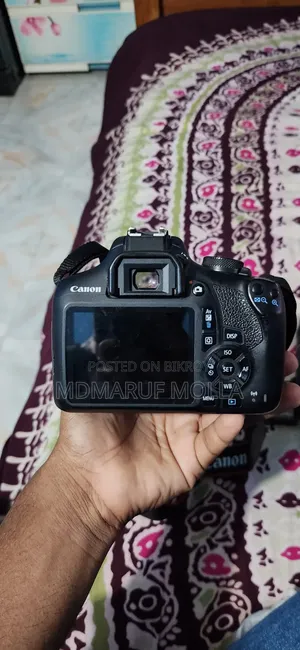 DSLR কেমেরা ফুল ফ্রেশ কন্ডিশন যা যা দেখেন সব পাবেন সাথে একটা ব্যাগ