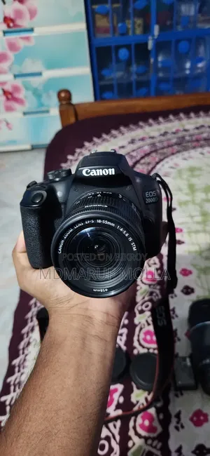 DSLR কেমেরা ফুল ফ্রেশ কন্ডিশন যা যা দেখেন সব পাবেন সাথে একটা ব্যাগ