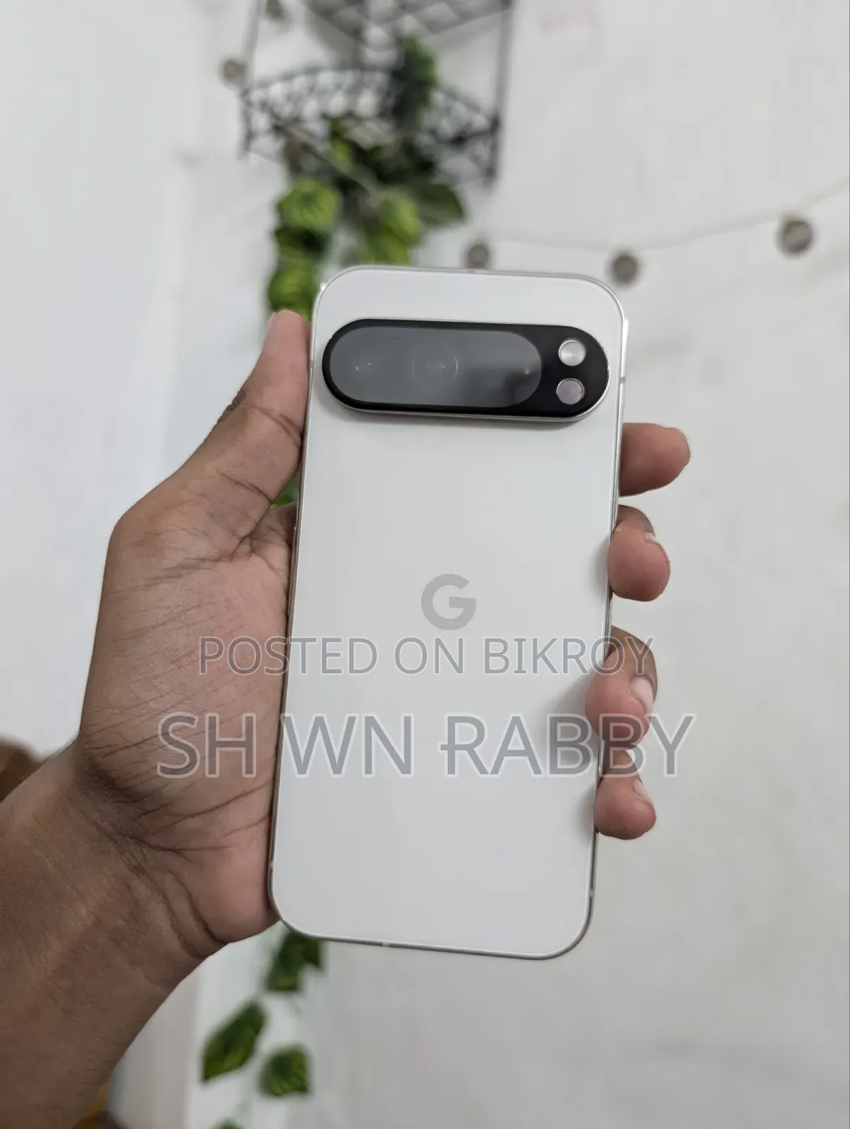 গুগল পিক্সেল ৯ প্রো ২৫৬ জিবি সাদা