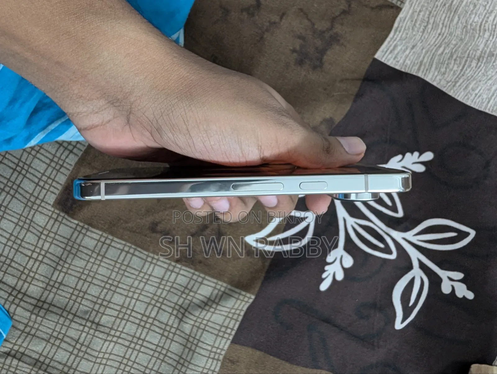 গুগল পিক্সেল ৯ প্রো ২৫৬ জিবি সাদা