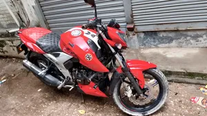 টিভিএস আপাচে ১৬০ ৪ভি ২০১৯ রেড