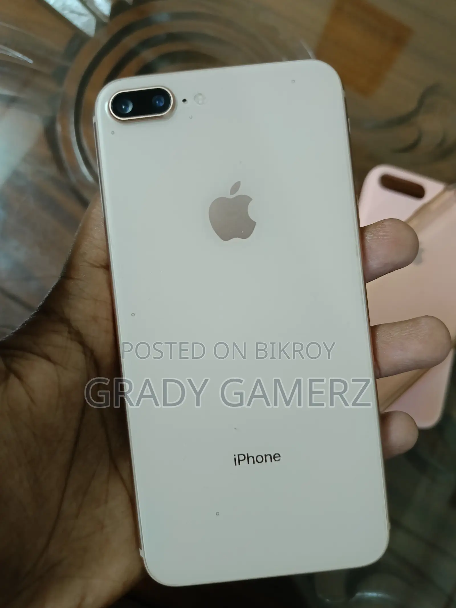 অ্যাপল আইফোন ৮ প্লাস ৬৪ জিবি