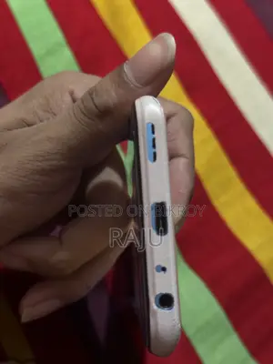 Vivo Y50 128 GB Blue