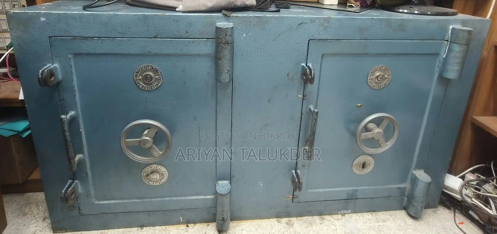 Heavy Duty Antique Double Door Safe Box (৫৪" X ২৯")