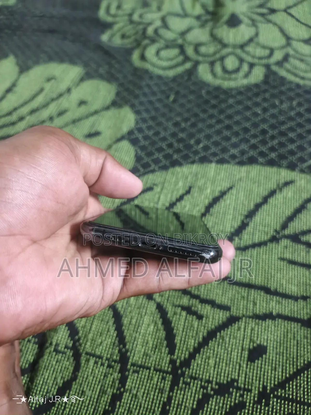 অ্যাপল আইফোন ১১ প্রো ২৫৬ জিবি ব্রোঞ্জ