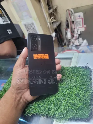 অপ্পো এ৫৭ ৬৪ জিবি ব্ল্যাক