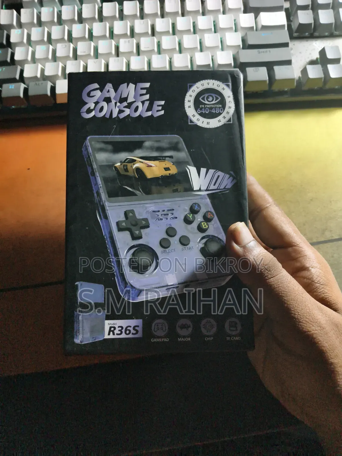 R36S Gaming Console With Over 20000+ Games to Play