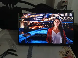 SIKO Smart TV 32 inch Borderless 2/16 GB Free Dish