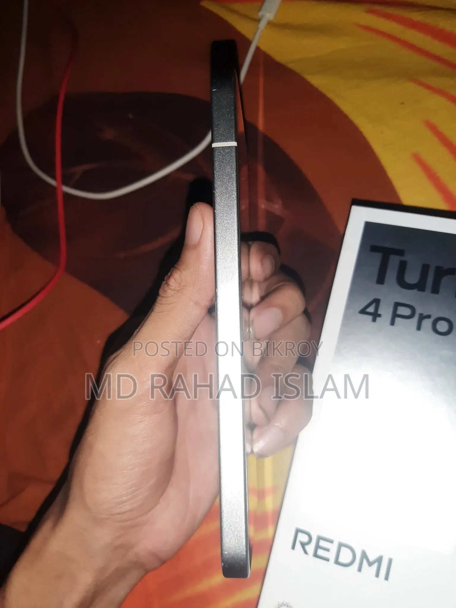 নতুন শাওমি রেডমি টার্বো ৪ প্রো ২৫৬ জিবি হোয়াইট