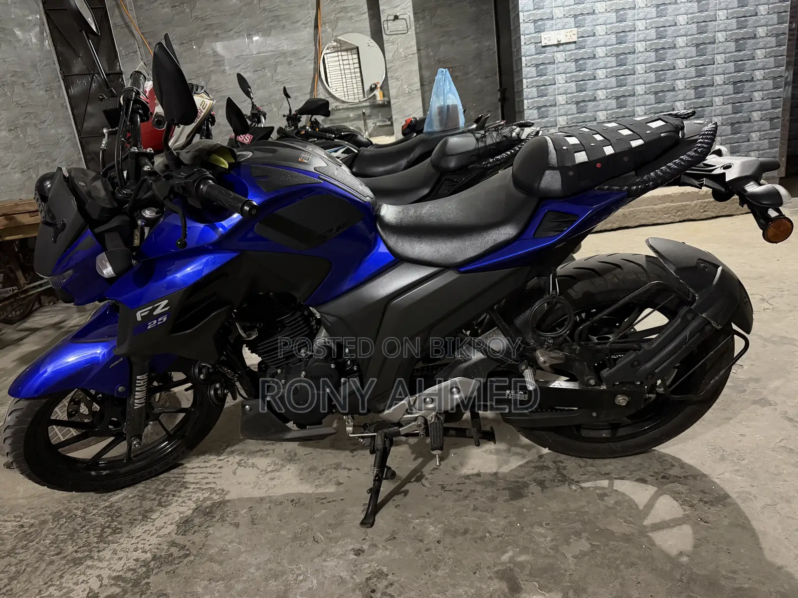 Yamaha 2025 Blue