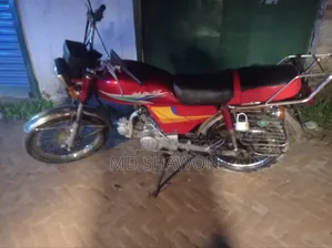 Honda ২০০৭ Red