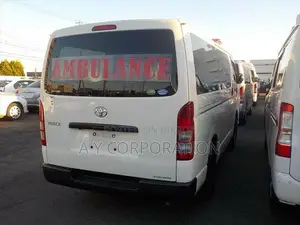 Toyota HiAce 2020 White