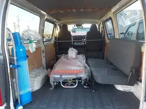 Toyota HiAce 2020 White