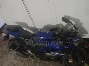 Yamaha R1 2017 Blue