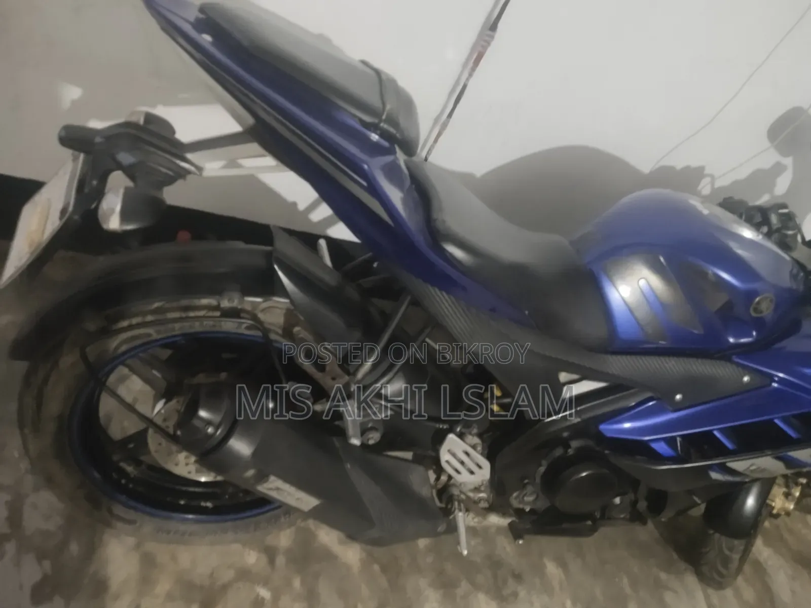 Yamaha R1 2017 Blue