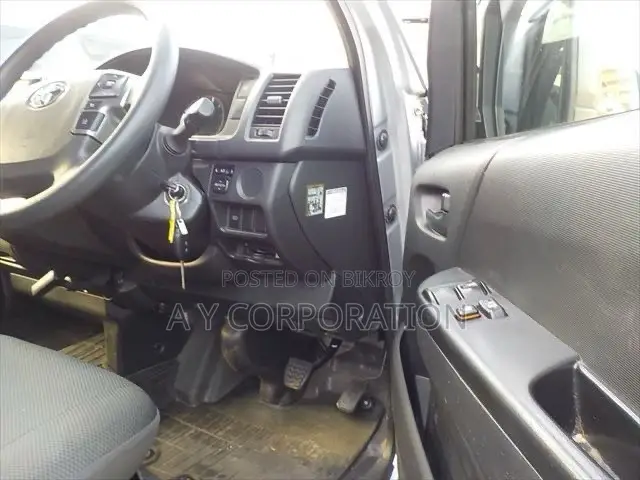 New Toyota HiAce 2020 Silver