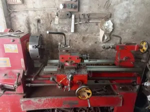 লেদ এবং ড্রিলিং মেশিন