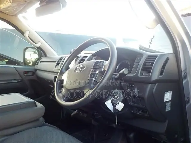 New Toyota HiAce 2020 Silver