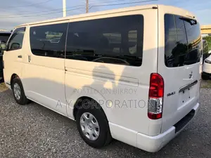 Toyota HiAce 2020 White