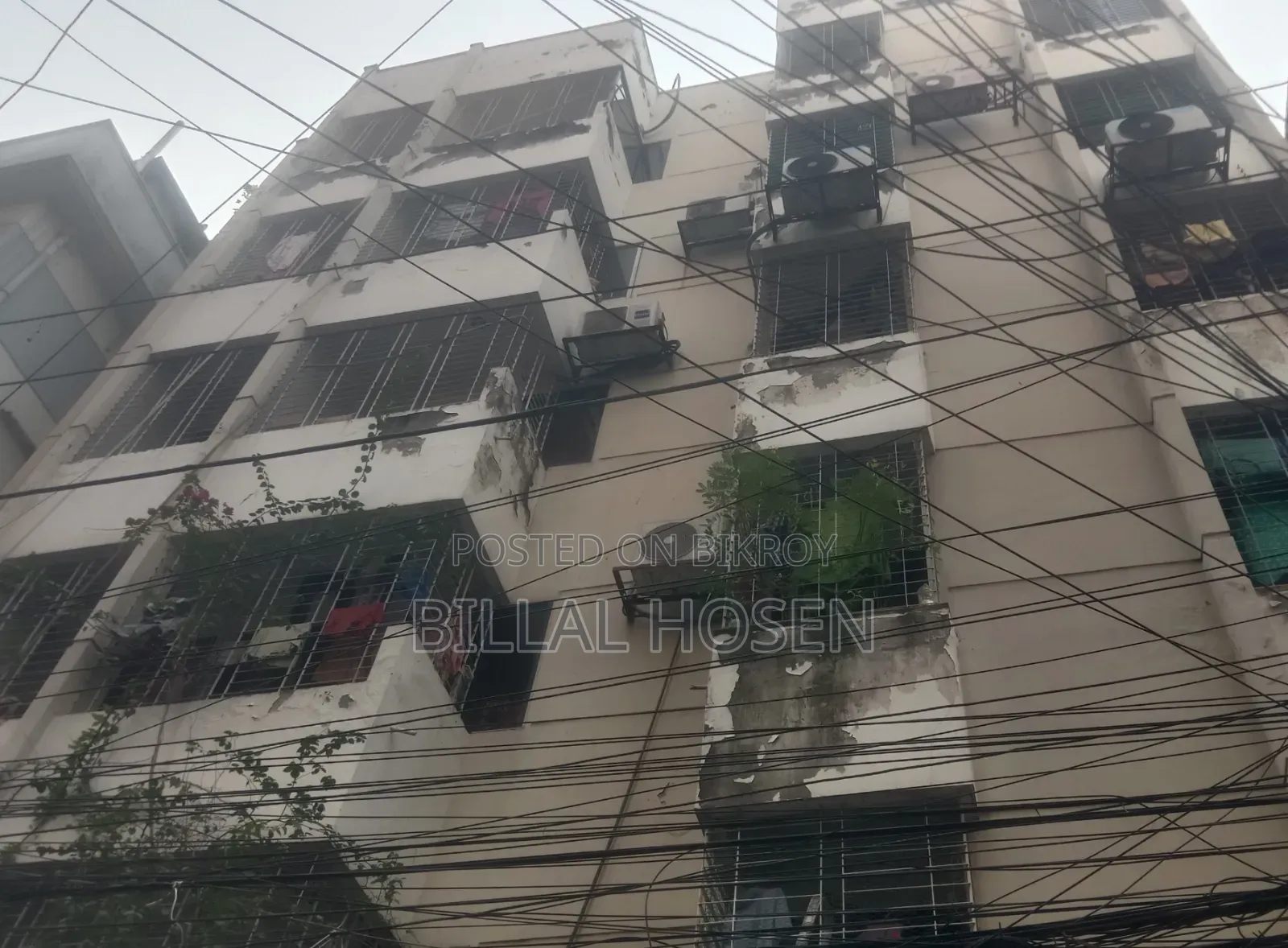 Furnished 3 Bedroom Apartment in Panthapath for sale