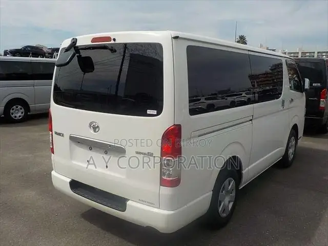 Toyota HiAce 2020 White