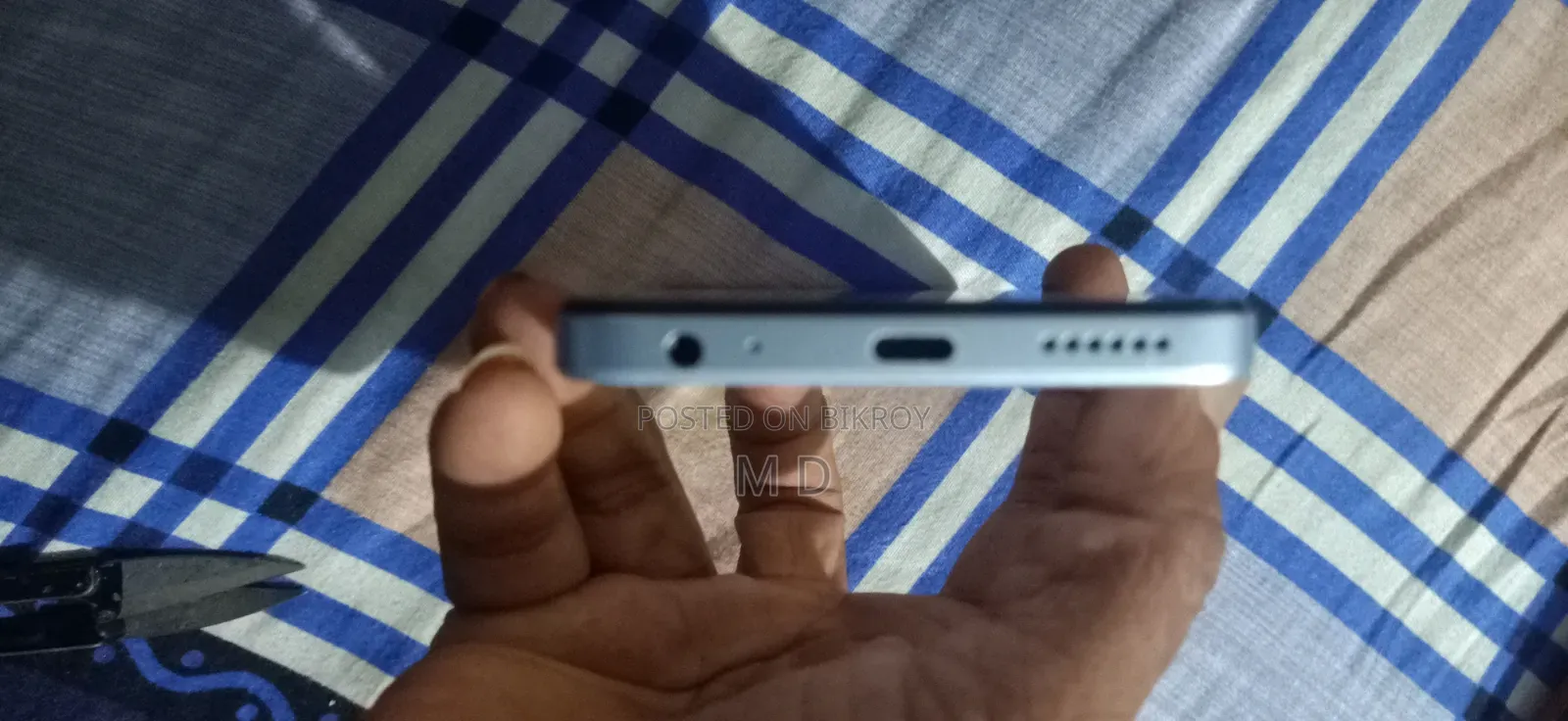Tecno Spark Go 64 GB Silver